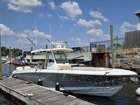 Boston Whaler 330 Outrage image