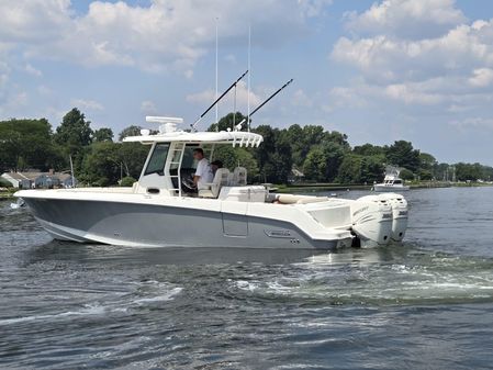 Boston Whaler 330 Outrage image