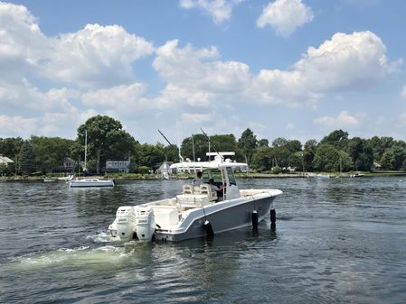 Boston Whaler 330 Outrage image