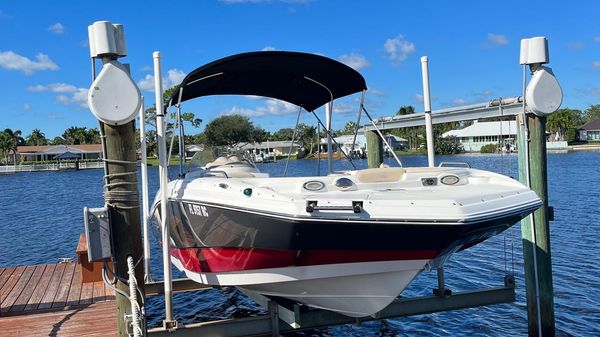NauticStar 203SC Sport Deck
