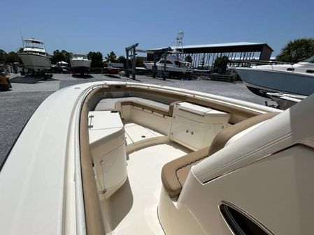 Scout 320 LXF Center Console image