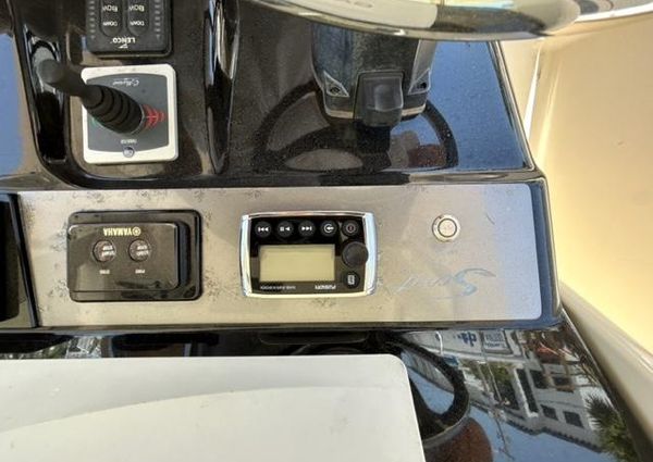 Scout 320-LXF-CENTER-CONSOLE image