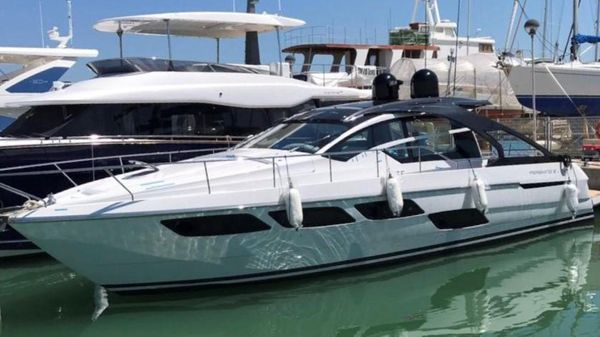 Pershing 5x