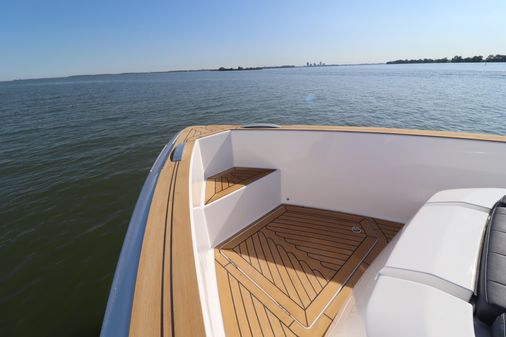 Pardo Yachts 38 image