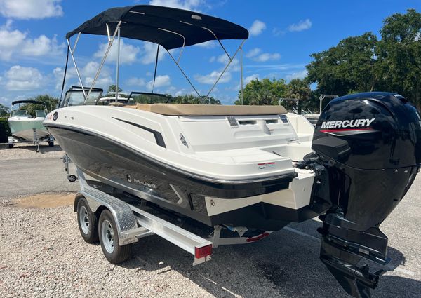 Bayliner VR6 image