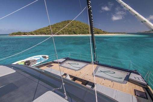 Sunreef 60 Sail image