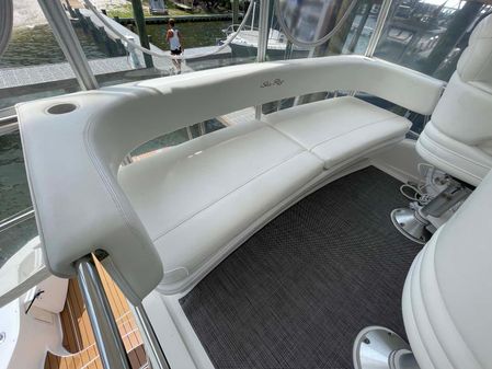 Sea Ray 560 Sedan Bridge image