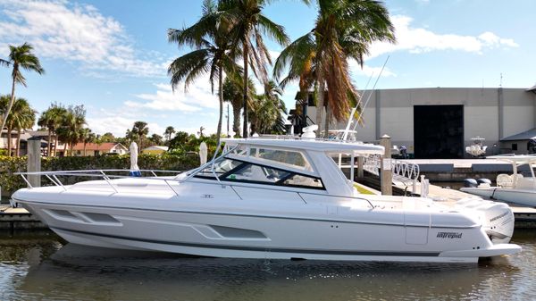 Intrepid 438 Evolution