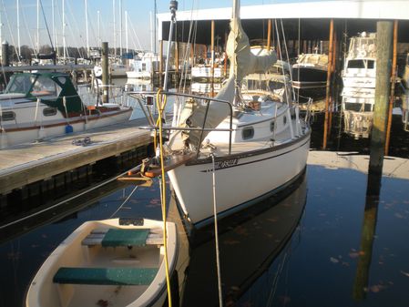 Cape Dory 30 image