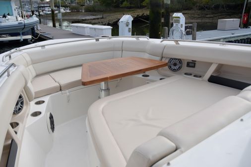 Boston Whaler 350 Realm image