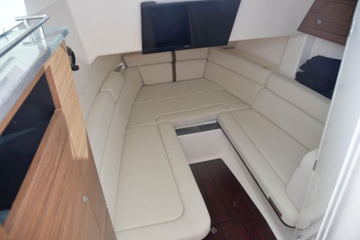 Boston Whaler 350 Realm image