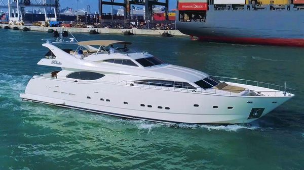 Ferretti Yachts Custom Line 94