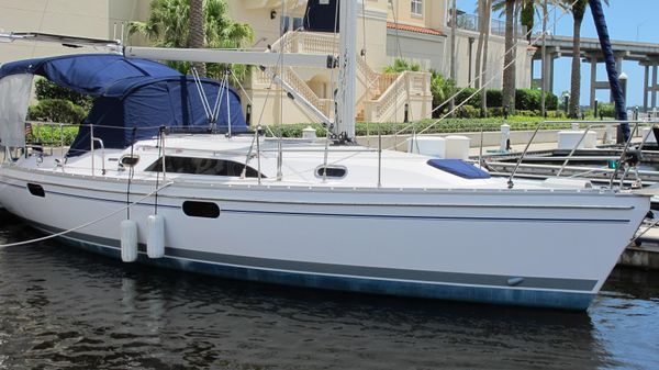 Catalina 355 