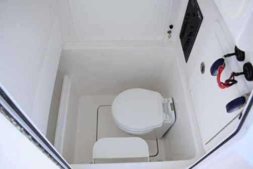 Invincible 33' Open Fisherman image
