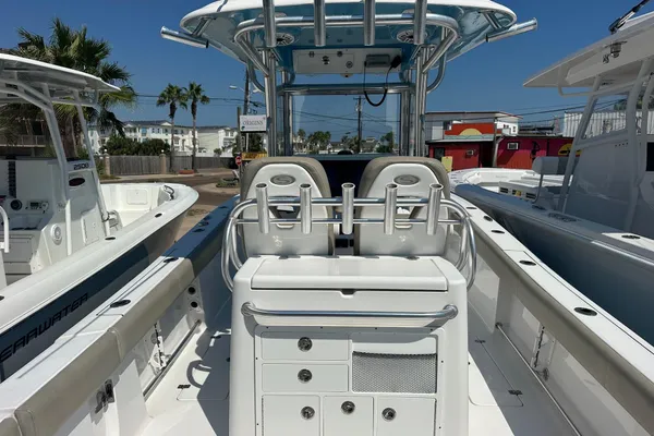 Sportsman Open 282 Center Console image