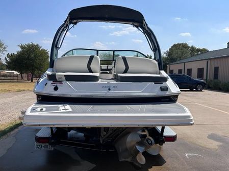 Regal 2300 RX Bowrider image