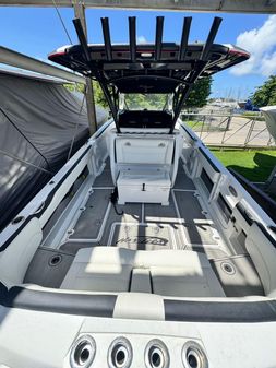 Nor-tech 390-SPORT-CENTER-CONSOLE image