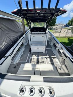 Nor-tech 390-SPORT-CENTER-CONSOLE image