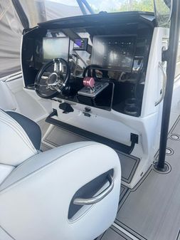 Nor-tech 390-SPORT-CENTER-CONSOLE image