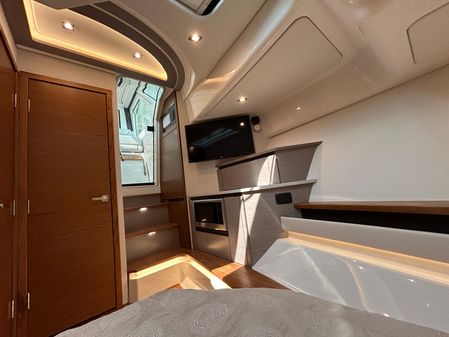 Tiara Yachts 48 LS image