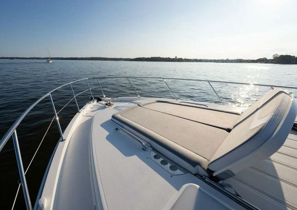 Riviera 5400 Sport Yacht Platinum Edition image