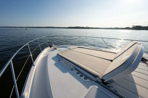 Riviera 5400 Sport Yacht Platinum Edition image