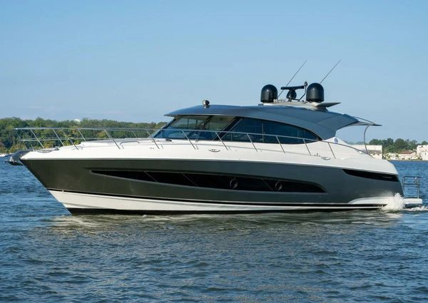 Riviera 5400 Sport Yacht Platinum Edition image