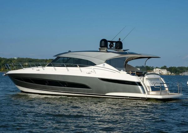 Riviera 5400 Sport Yacht Platinum Edition image