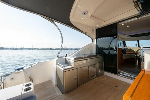 Riviera 5400 Sport Yacht Platinum Edition image