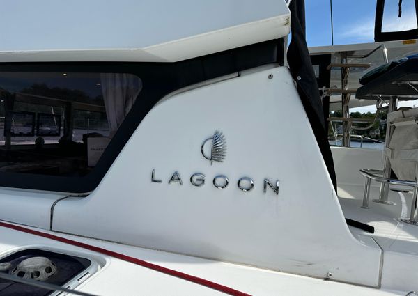 Lagoon 42 image