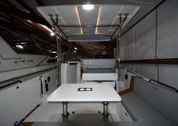 Beneteau FLYER-9-SUNDECK image