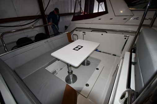 Beneteau FLYER-9-SUNDECK image