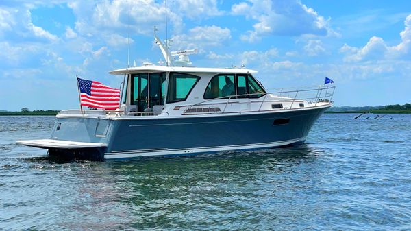 Sabre 43 Salon Express