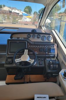 Sea Ray DAC Sundancer Coupe image
