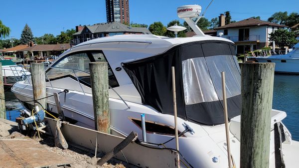 Sea Ray DAC Sundancer Coupe
