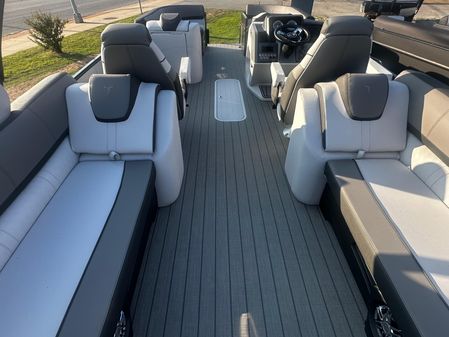 Tahoe-pontoon CASCADE-PLATINUM-QUAD-LOUNGE-25 image