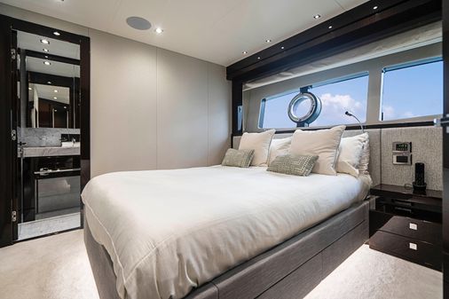 Sunseeker 95-YACHT image