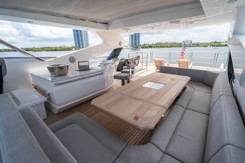 Sunseeker 95-YACHT image