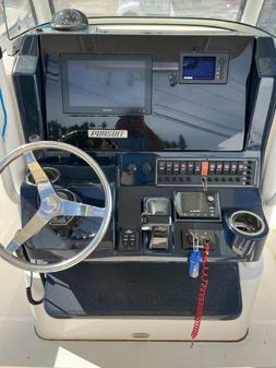 Pursuit C 238 Center Console image