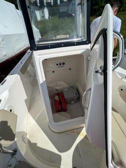 Pursuit C 238 Center Console image