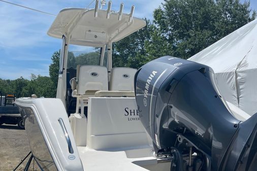 Pursuit C 238 Center Console image