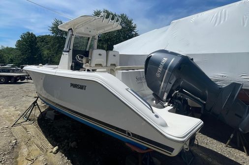 Pursuit C 238 Center Console image