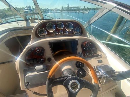 Sea Ray 300 Sundancer image