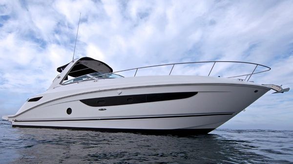 Sea Ray 350 Sundancer 