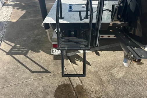 Shallow Stalker Cat 240 Pro Elite image