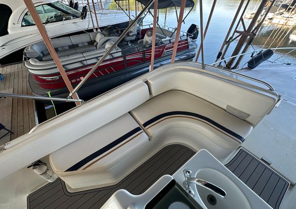 Mainship 40 Sedan Bridge image