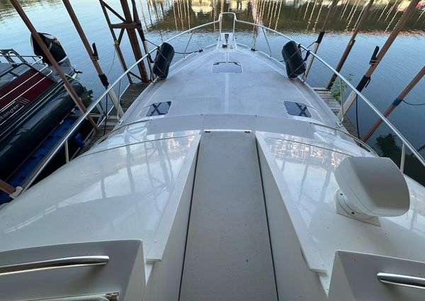 Mainship 40 Sedan Bridge image