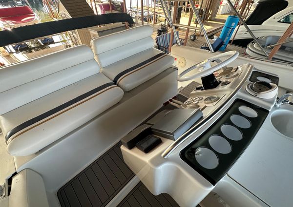 Mainship 40 Sedan Bridge image