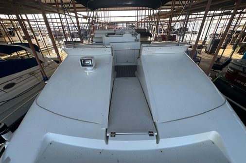 Mainship 40 Sedan Bridge image