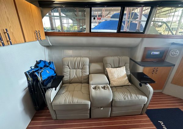 Mainship 40 Sedan Bridge image